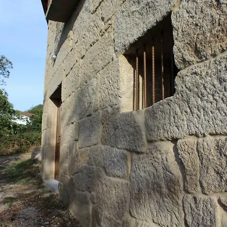 Rural Os Telesforos Allariz